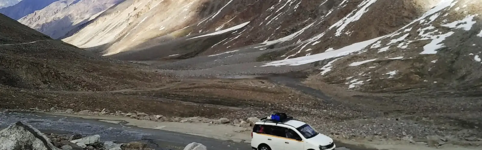 ladakh-monastery-jeep-safari-tour