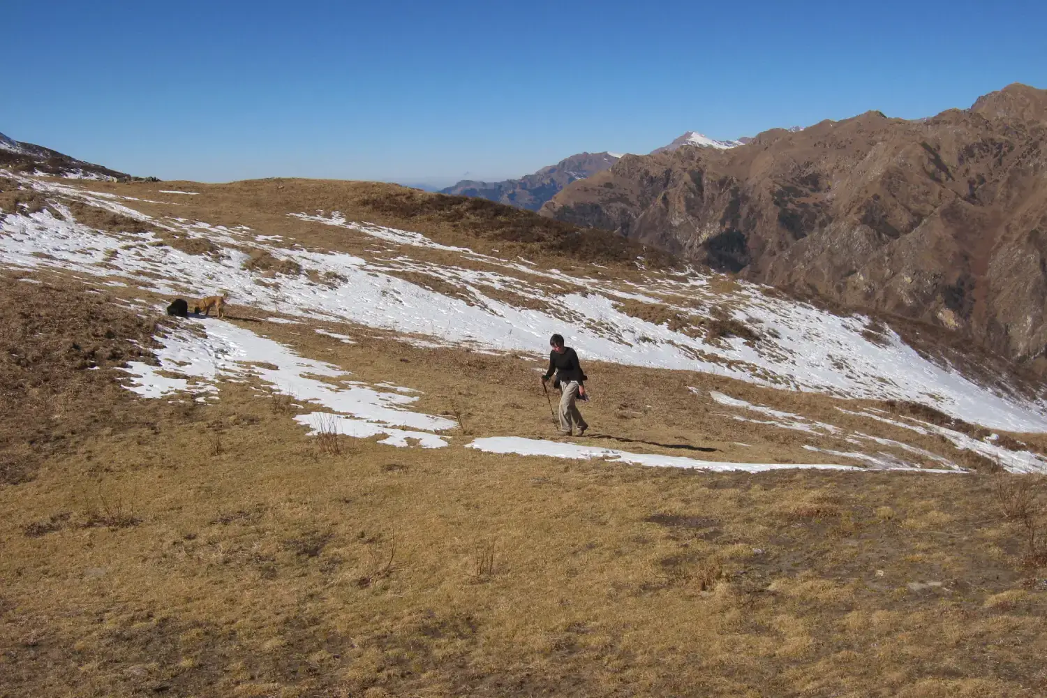 Dodital Darwa Pass Trek - Best Treks in Uttarakhand